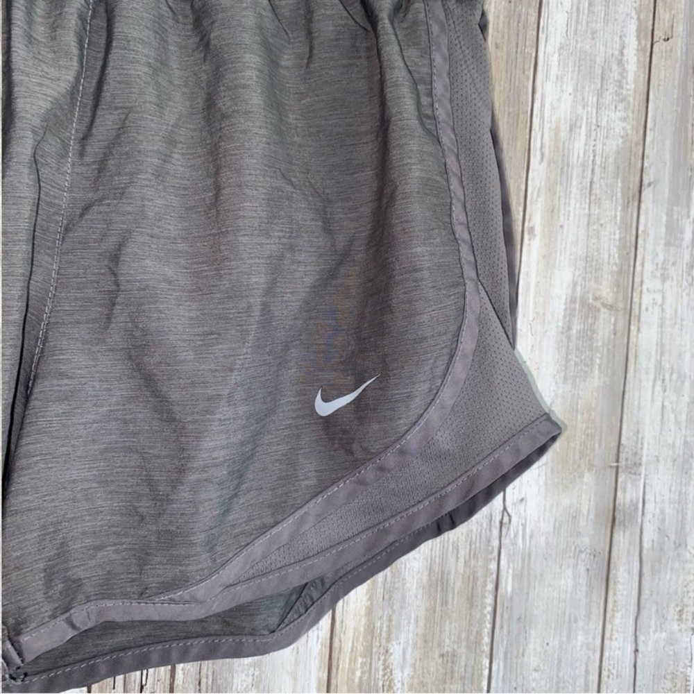 Nike Gunsmoke Heather Tempo Running Shorts - Picture 3 of 7